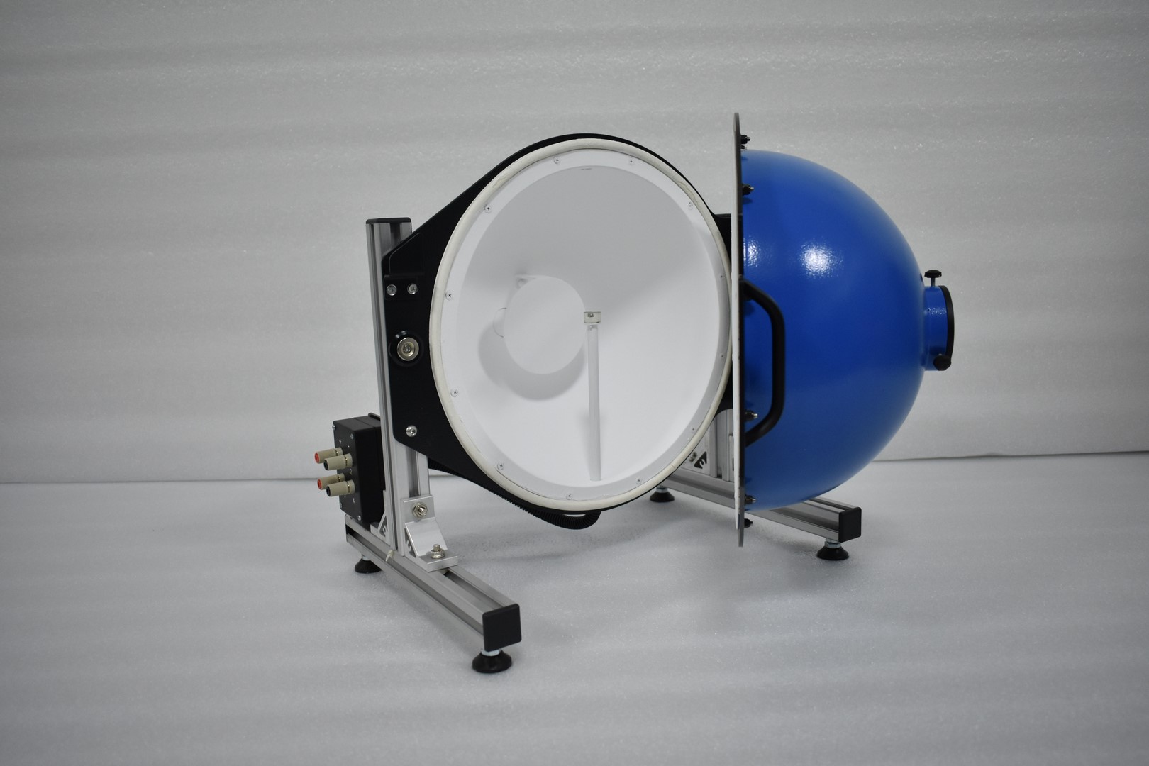 积分球内部结构示意图