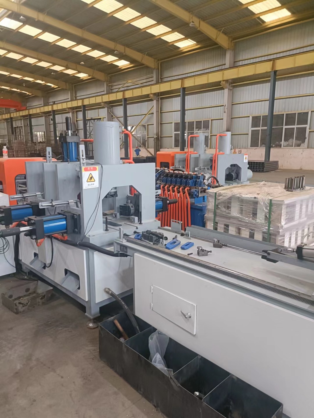 精密冲孔模具特写