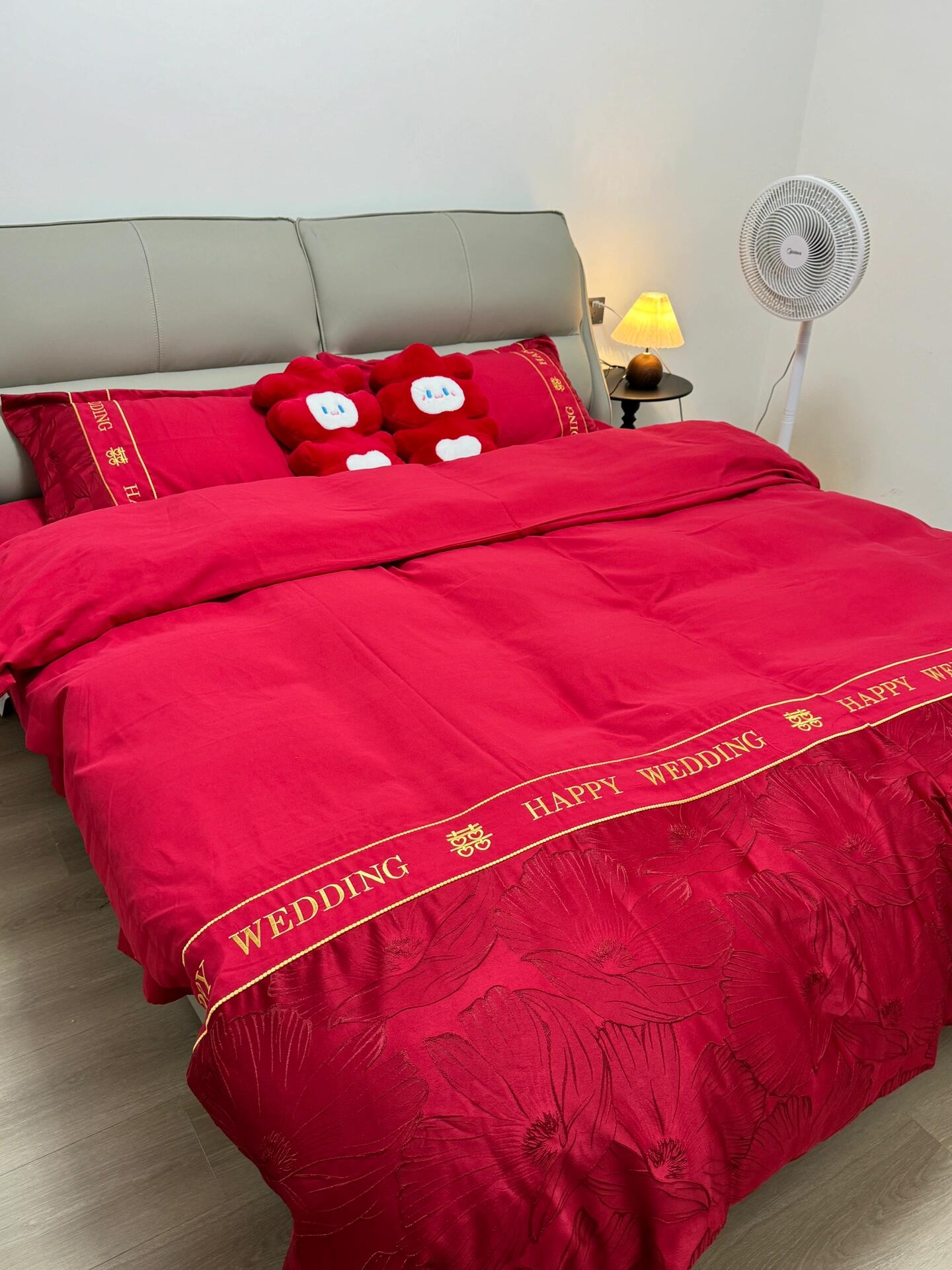 江苏尚锦整装施工团队正在进行标准化、规范化的水电工程作业