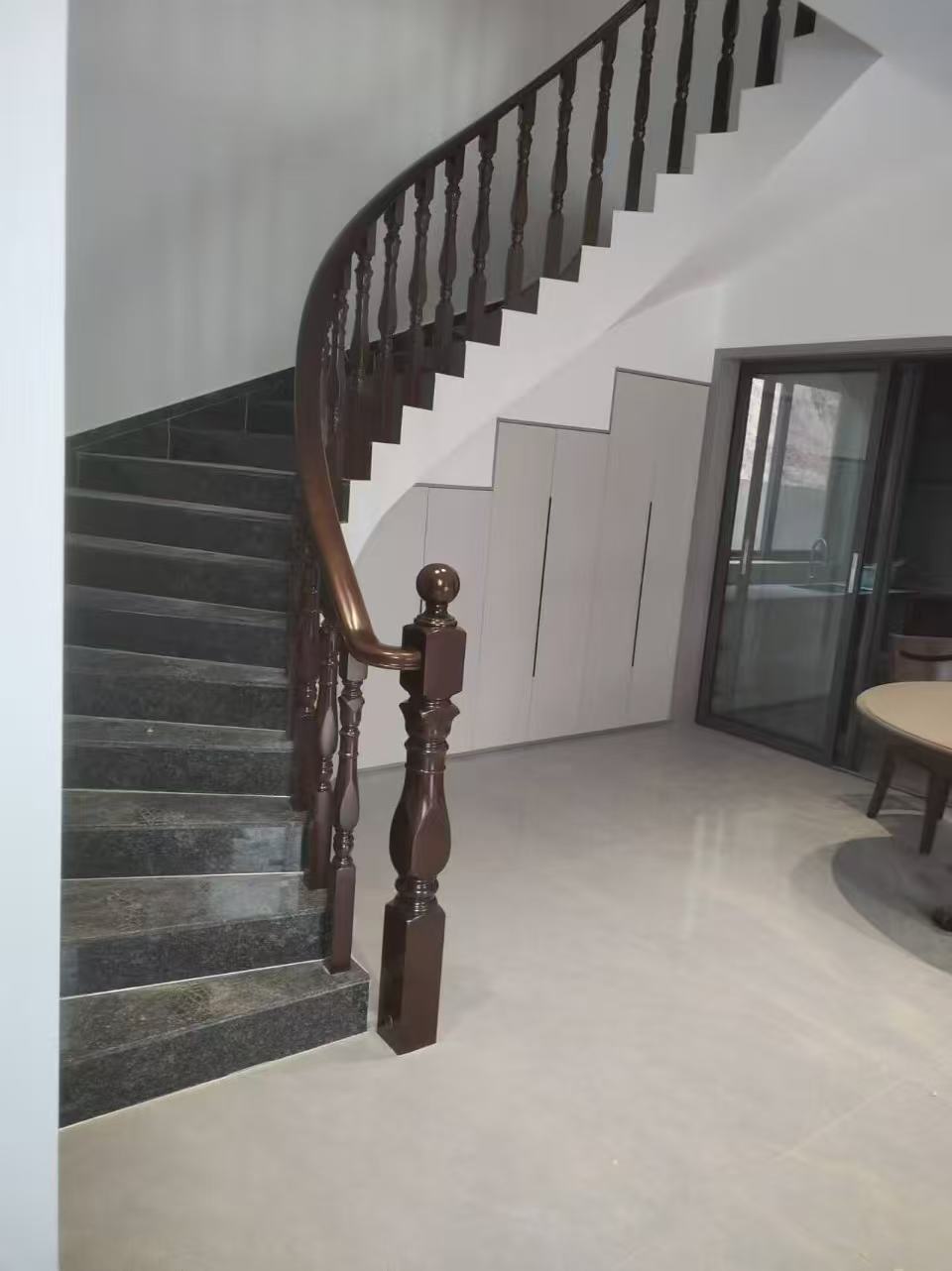 楼梯扶手生产现场