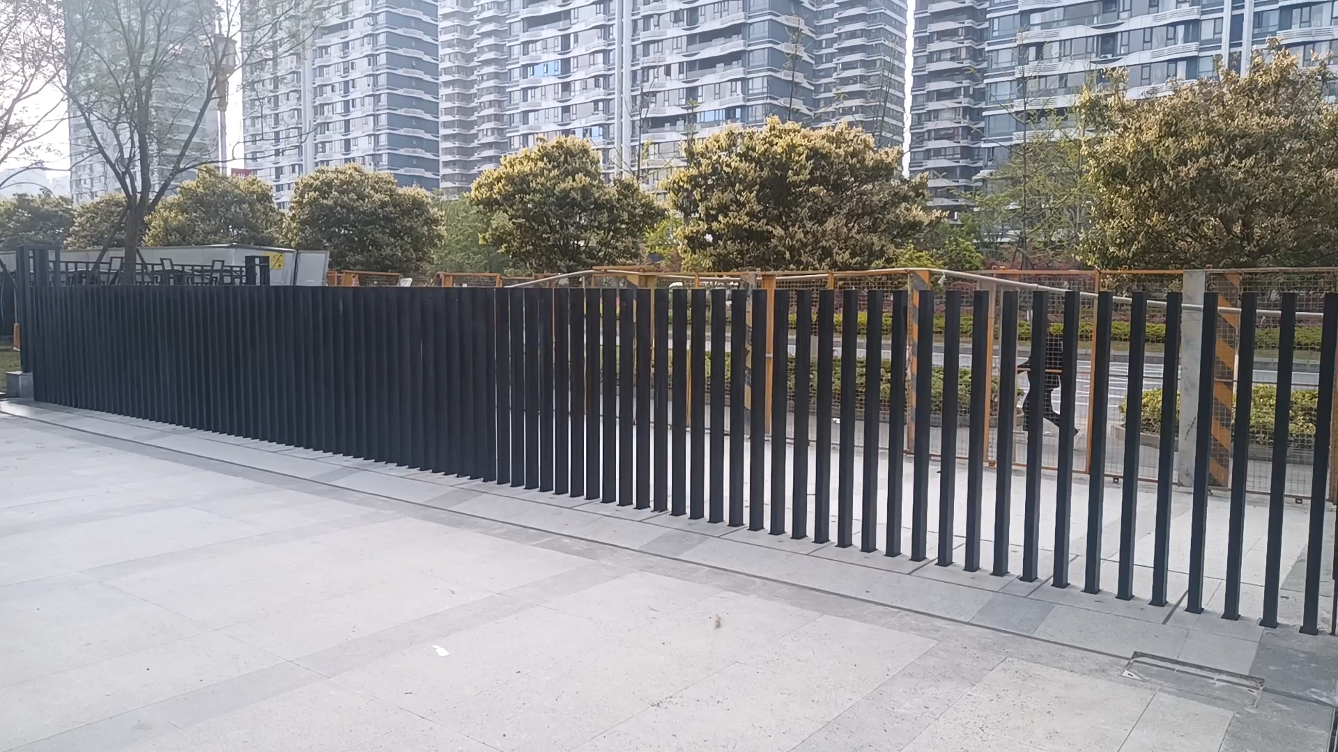 智能升降栅栏门技术演示