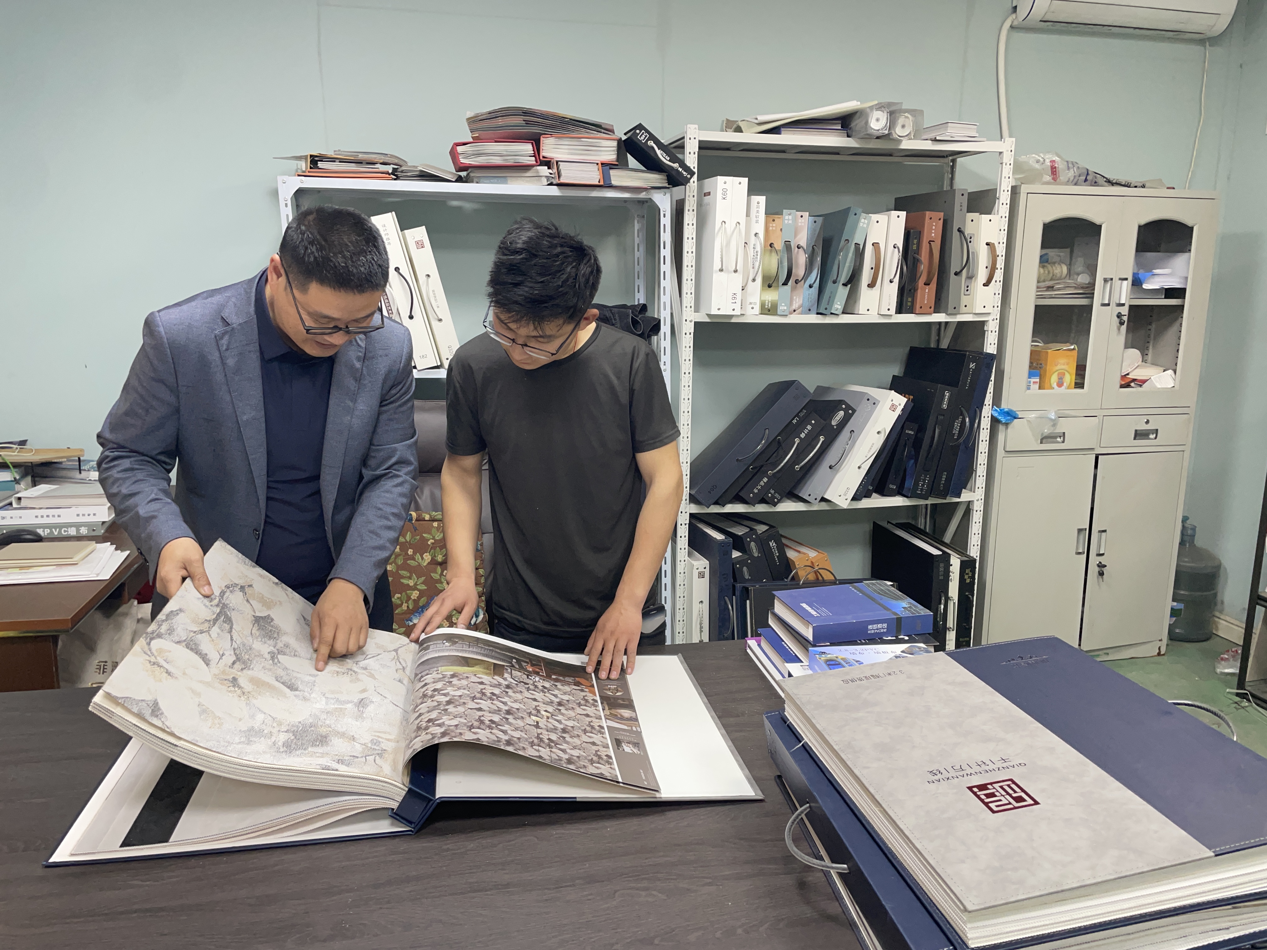 怡园装饰材料一体化施工场景展示