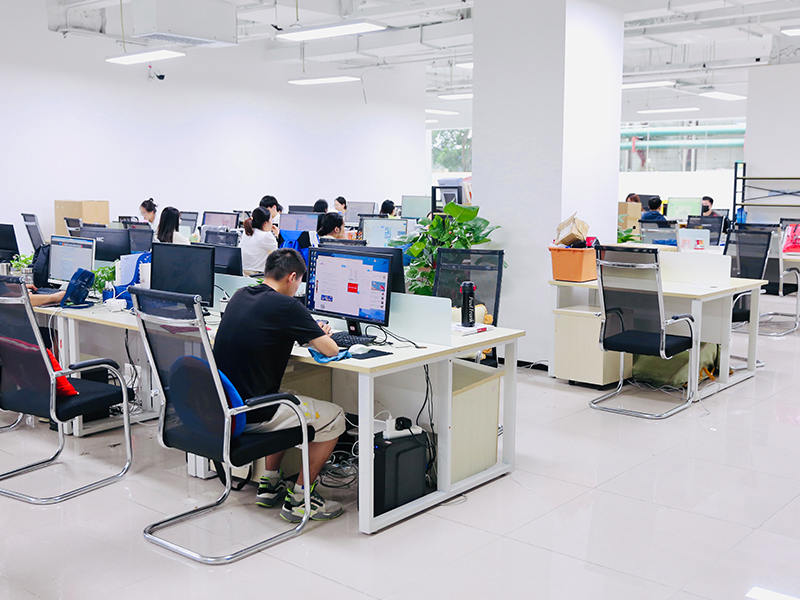 智能学习平台界面示意