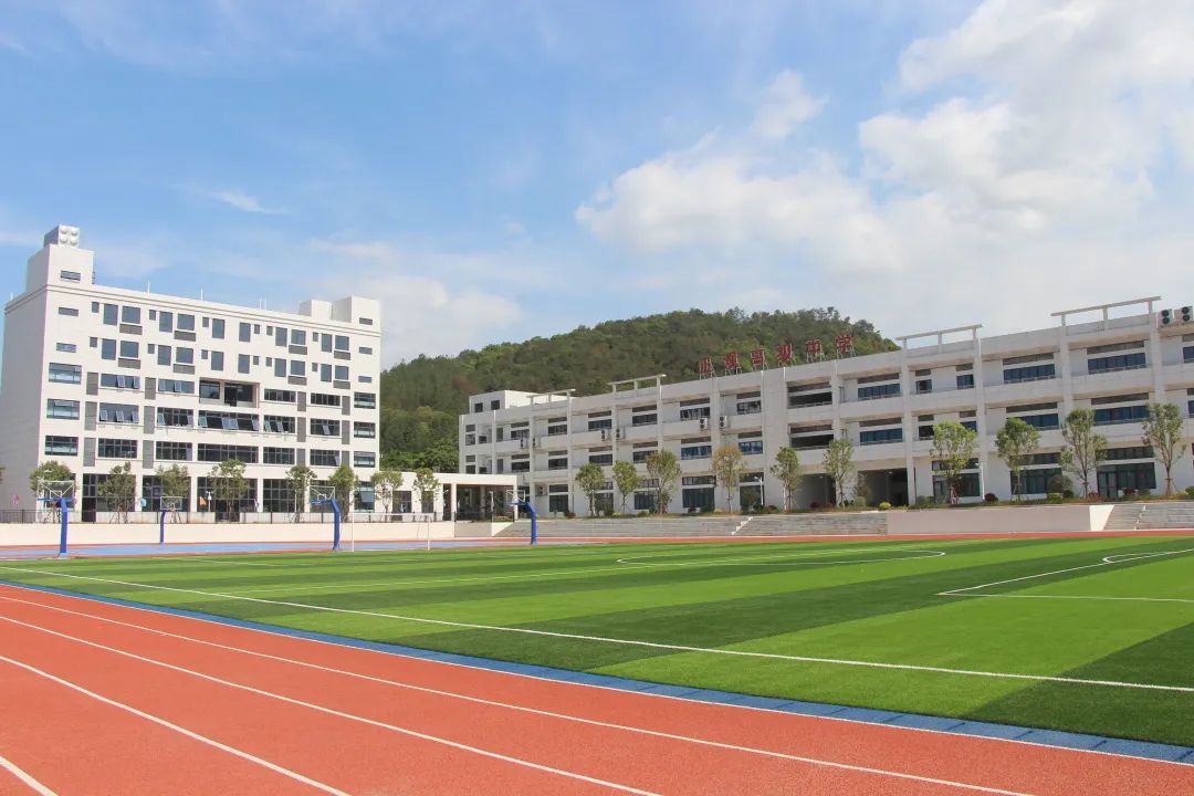 学校图2.jpg
