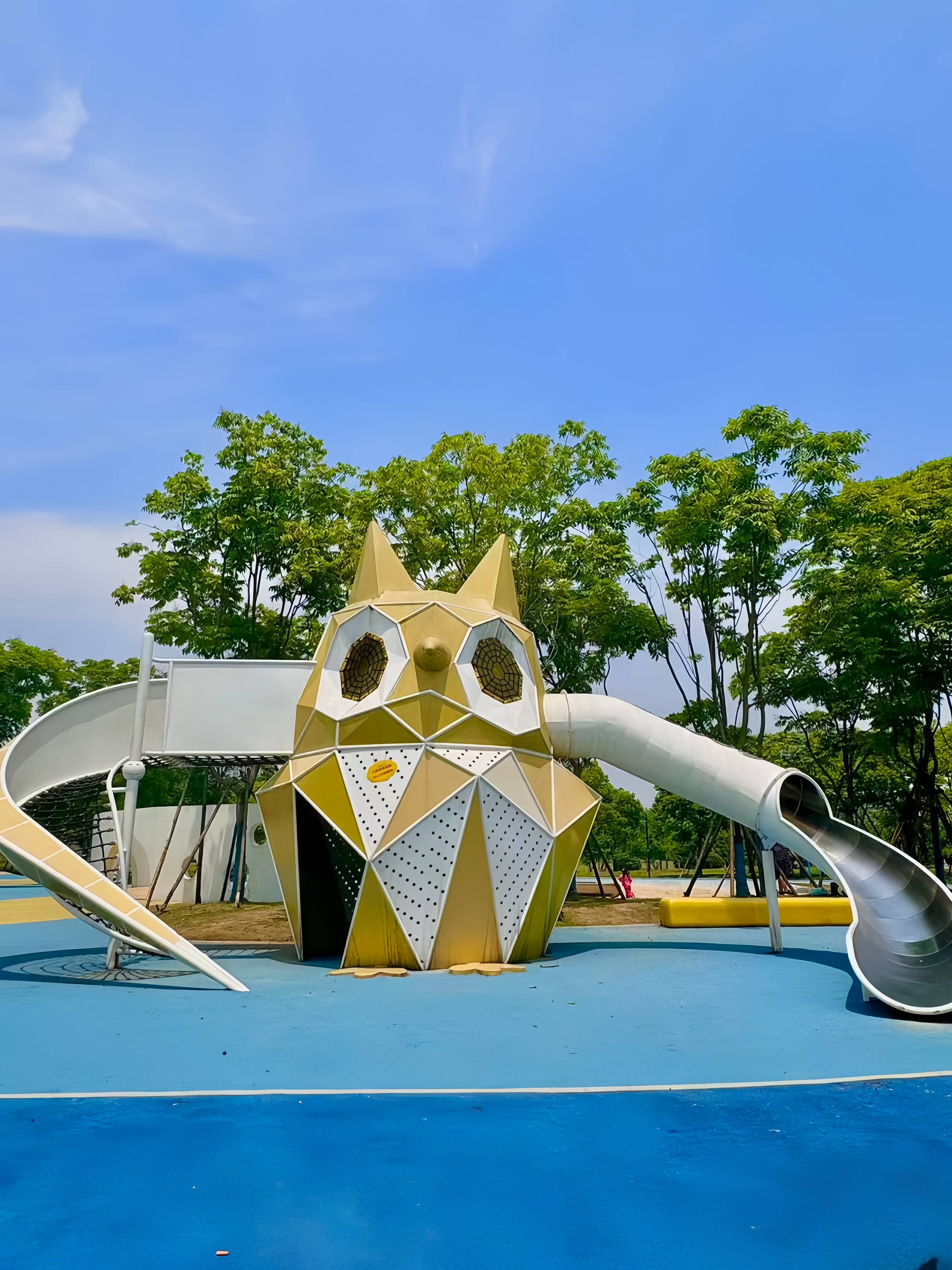 無(wú)動(dòng)力樂(lè)園歡樂(lè)場(chǎng)景