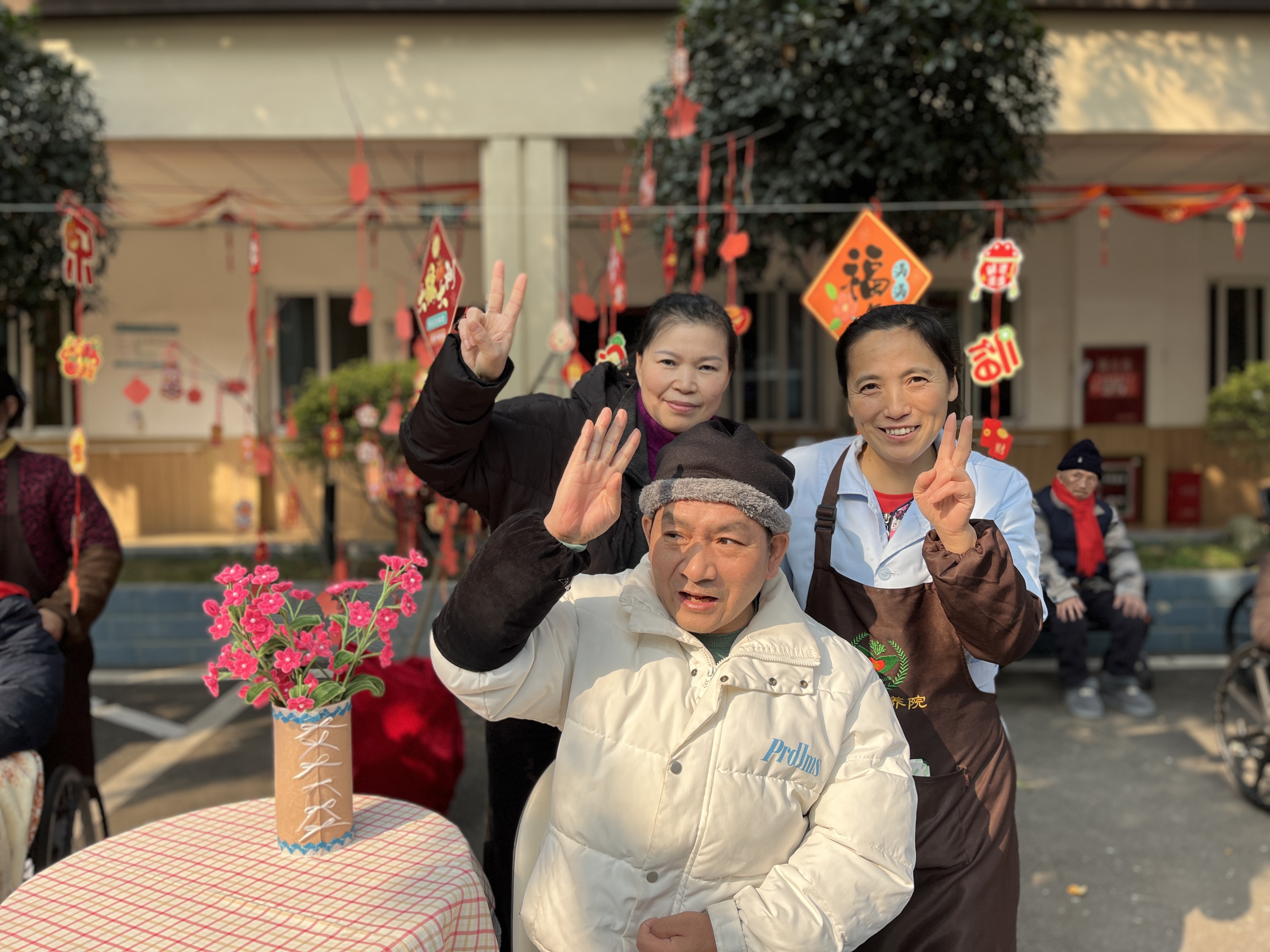 元旦合影夏光平.jpg