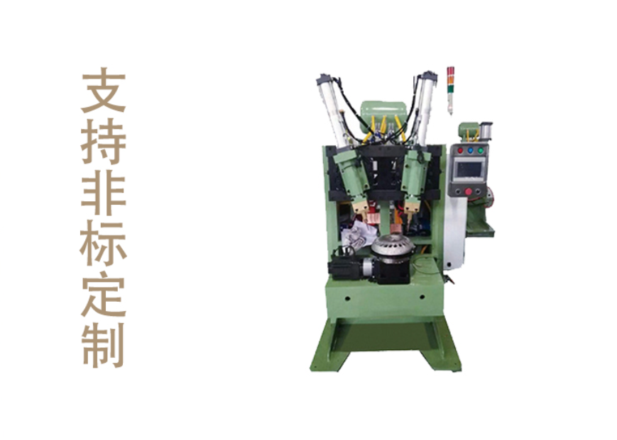 豪精机器人技术团队工作现场