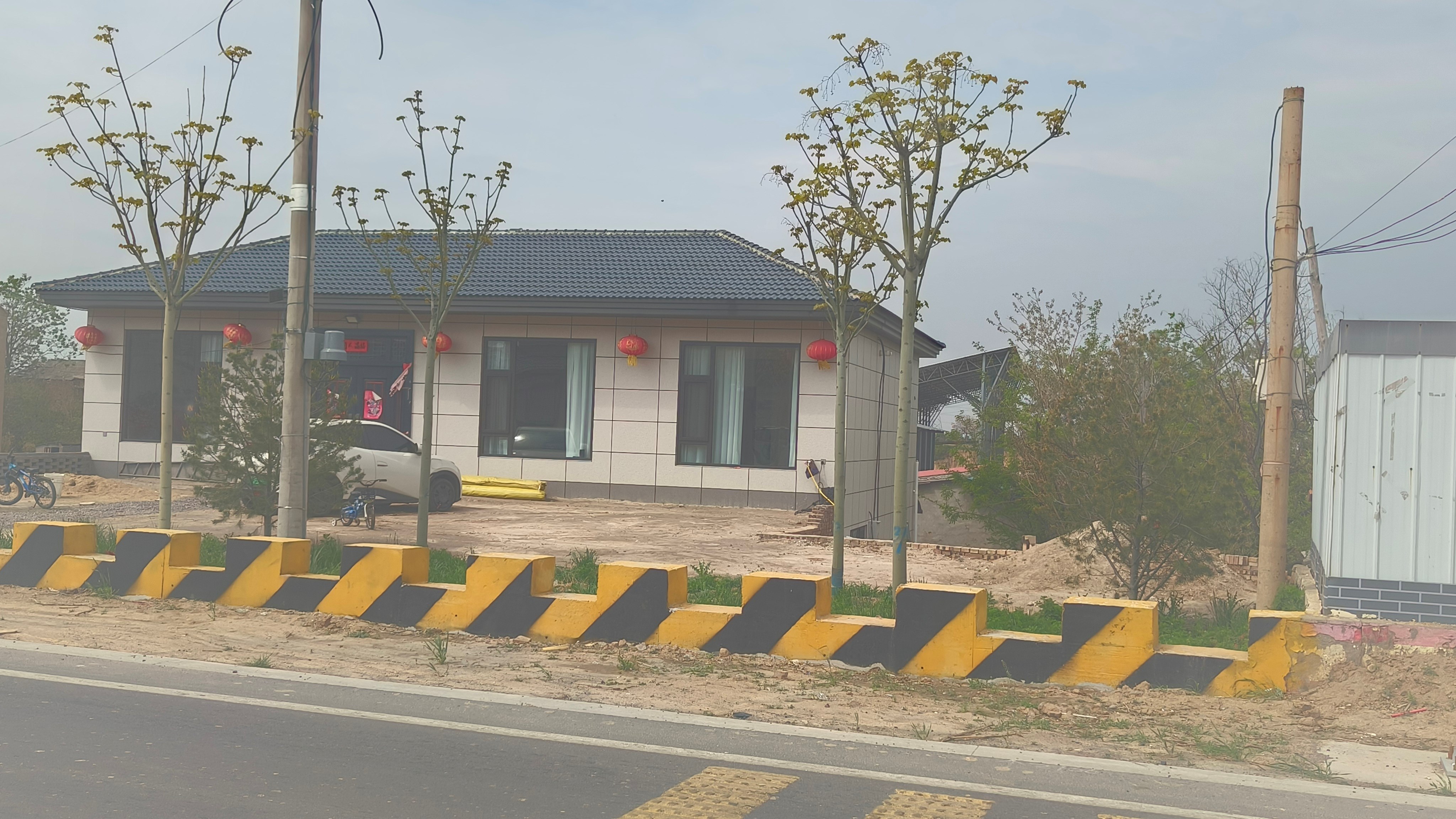 聚氨酯保温喷涂施工现场示意