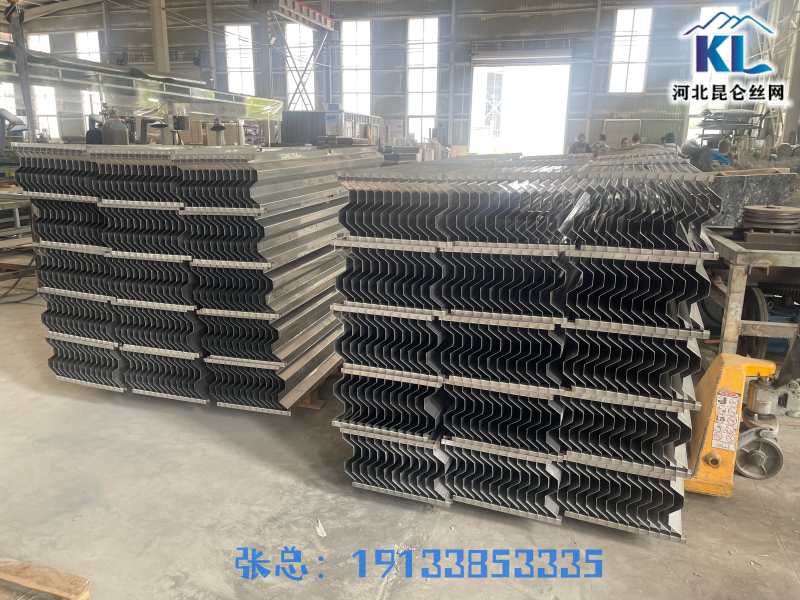 穿桿式折流板除霧器結(jié)構(gòu)示意圖