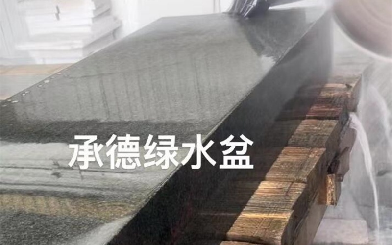 承德绿深色小花室内墙面应用效果