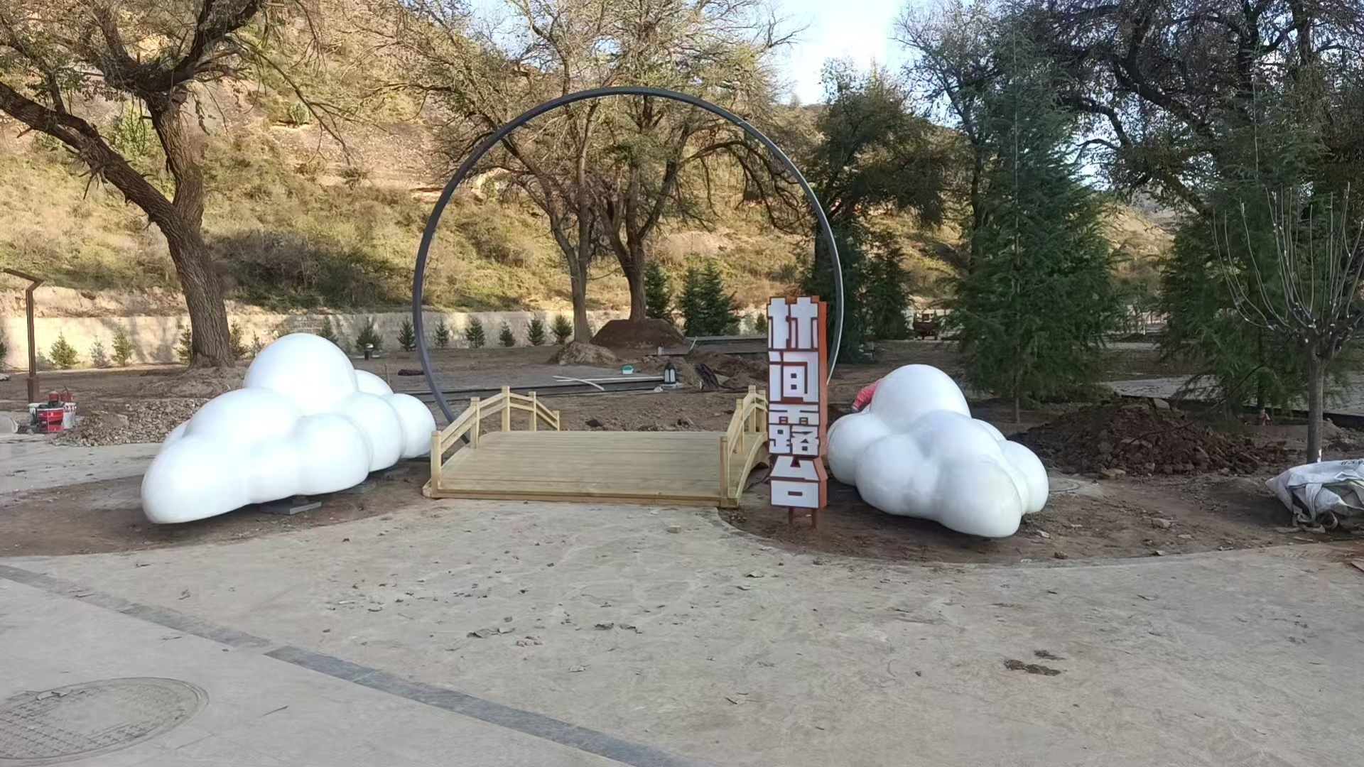 已完工的楼体亮化项目实景