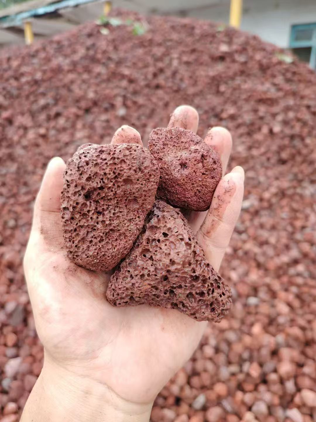 不同规格火山岩滤料
