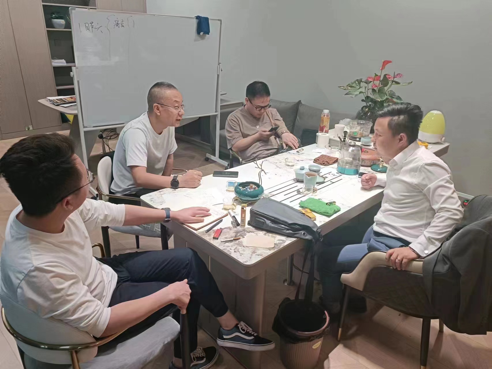 云南合四方裝飾咨詢梳理.jpg