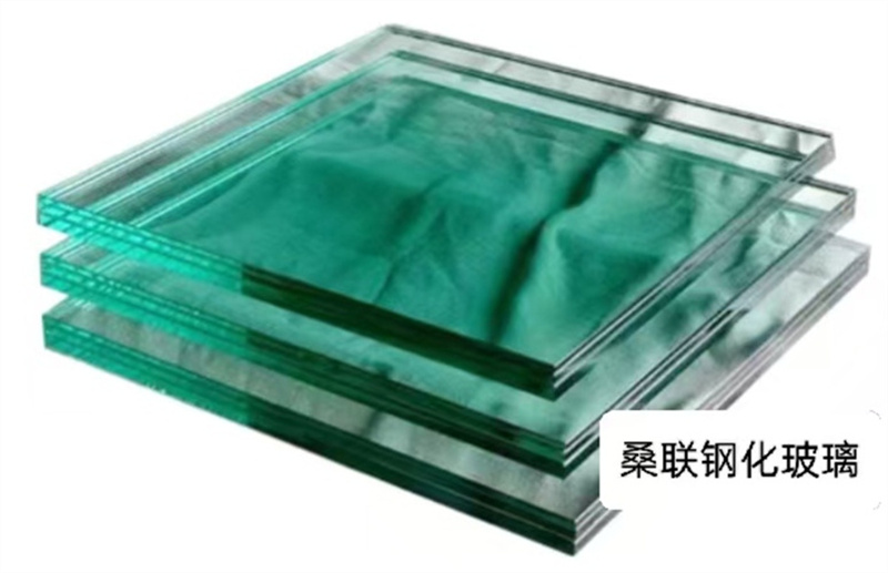 云南桑联钢化玻璃有限公司生产场景