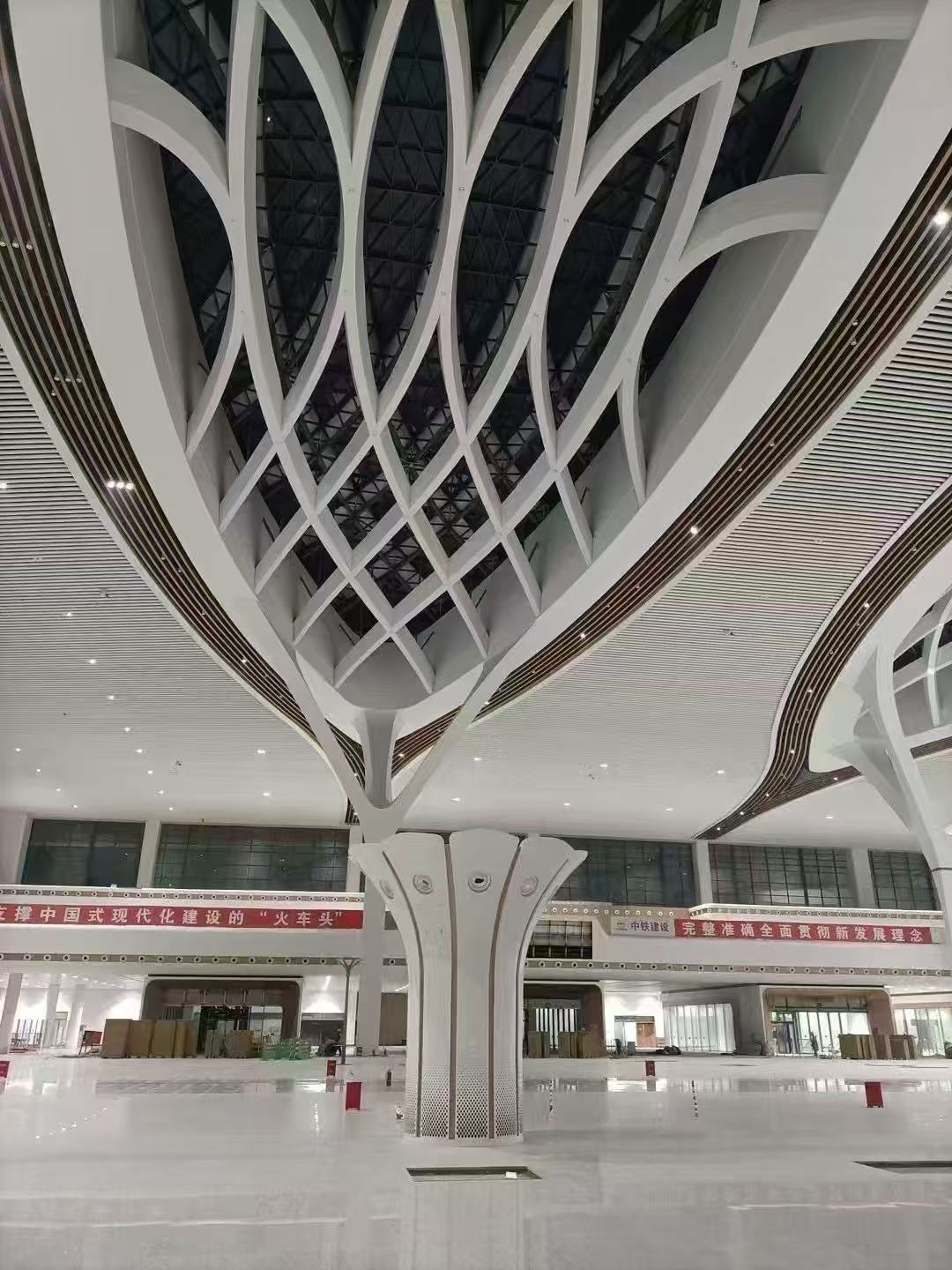 地铁工程石材铺装效果