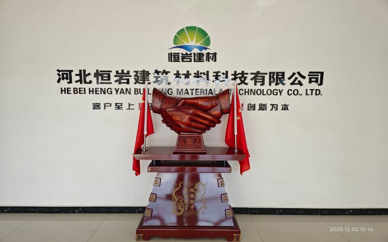 专业机械化摊铺施工场景