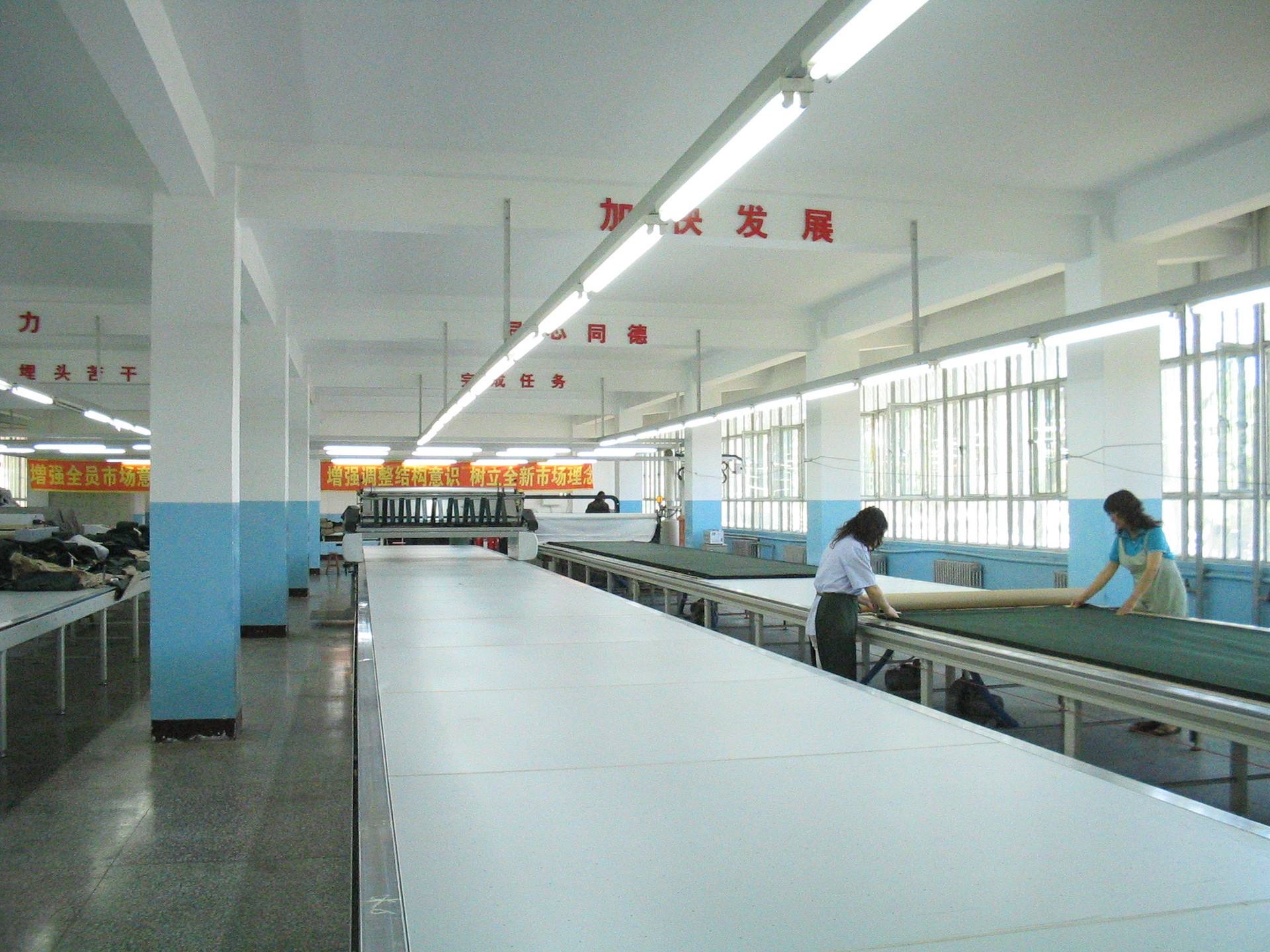 裁剪车间.JPG
