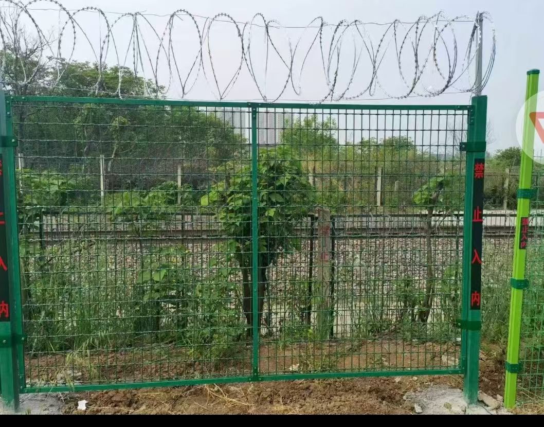 草原网围栏