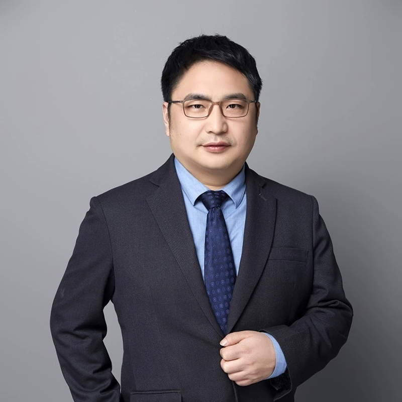 白清维律师专业形象