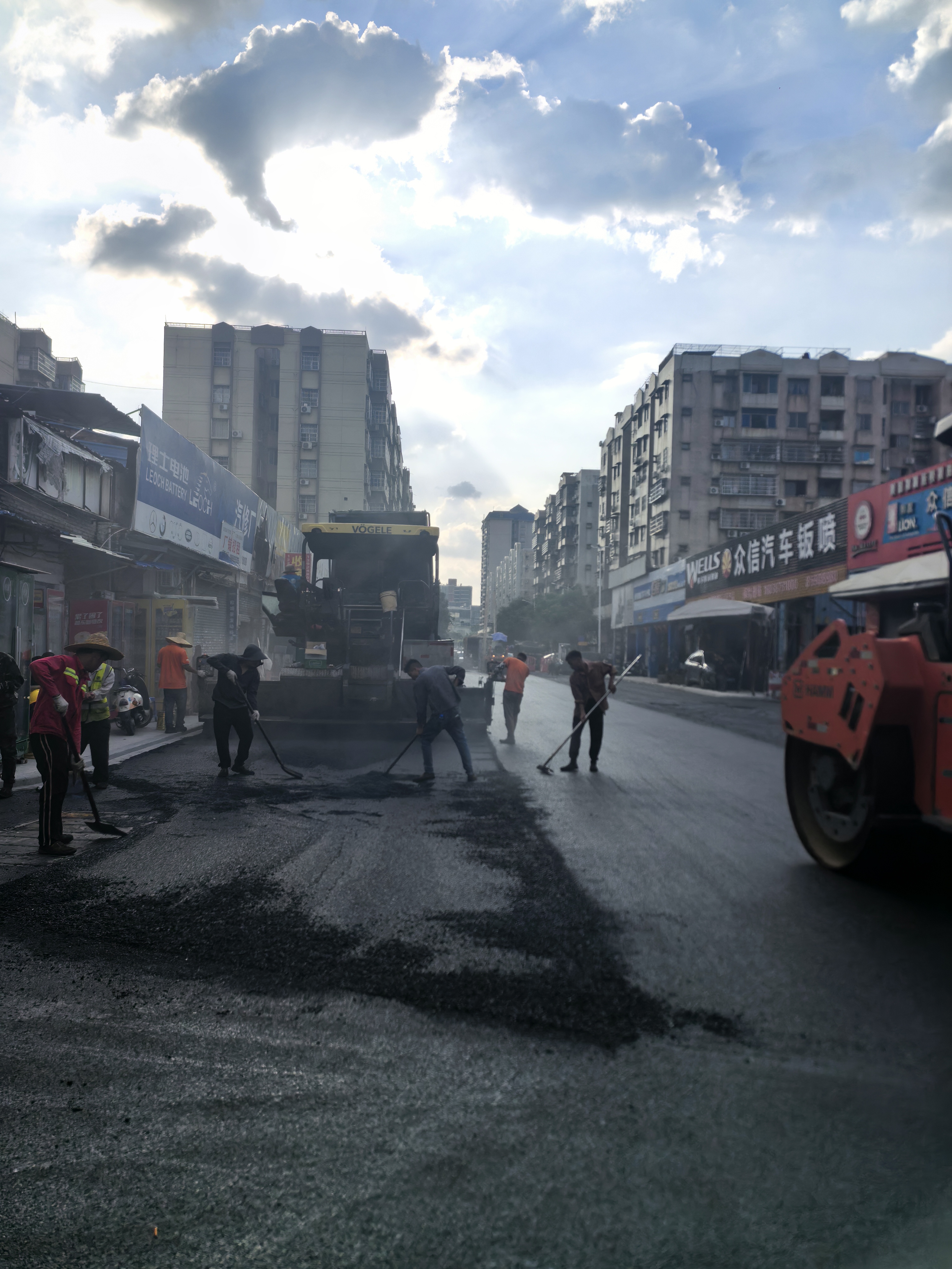清晰的道路标线效果