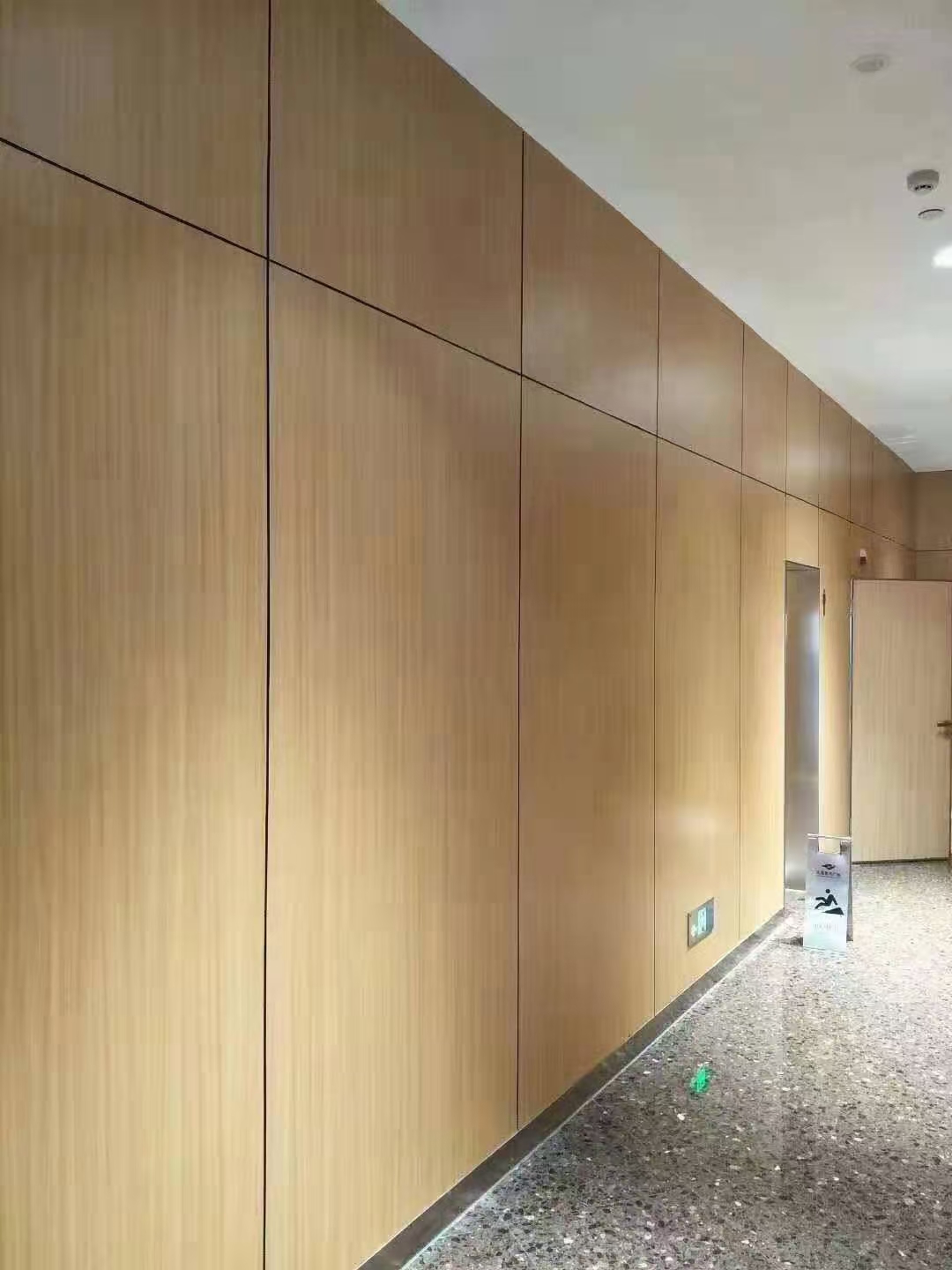 聚酯滚涂金属复合板应用效果示意