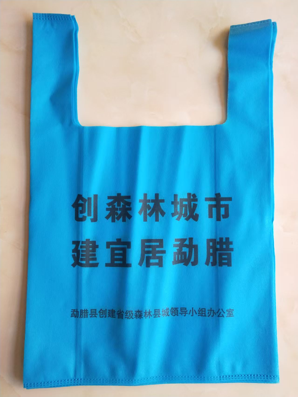 dbcd3a88174fe3de05c51e08d7e44090
