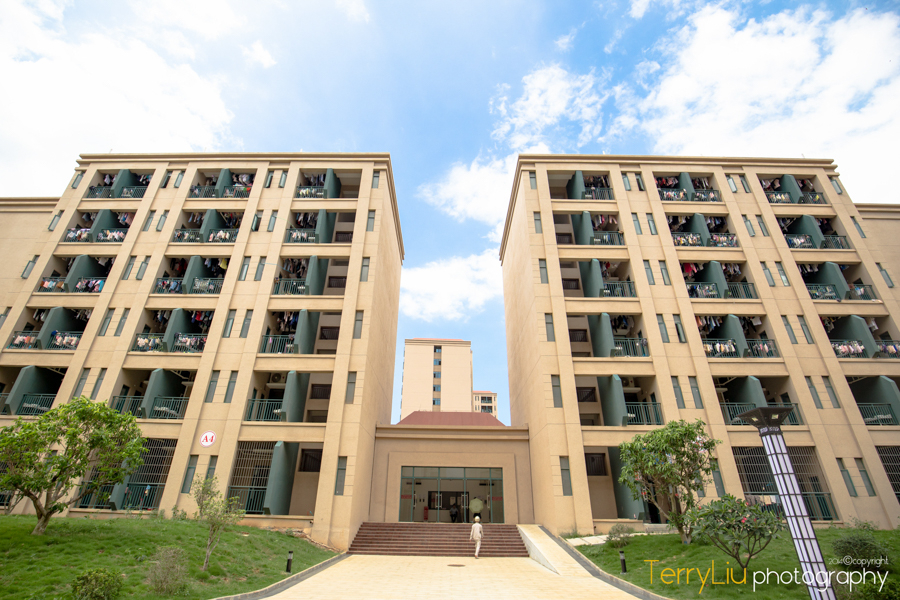 现代化书院式学府景观