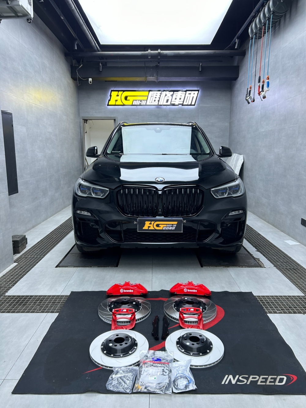 宝马X5布雷博刹车