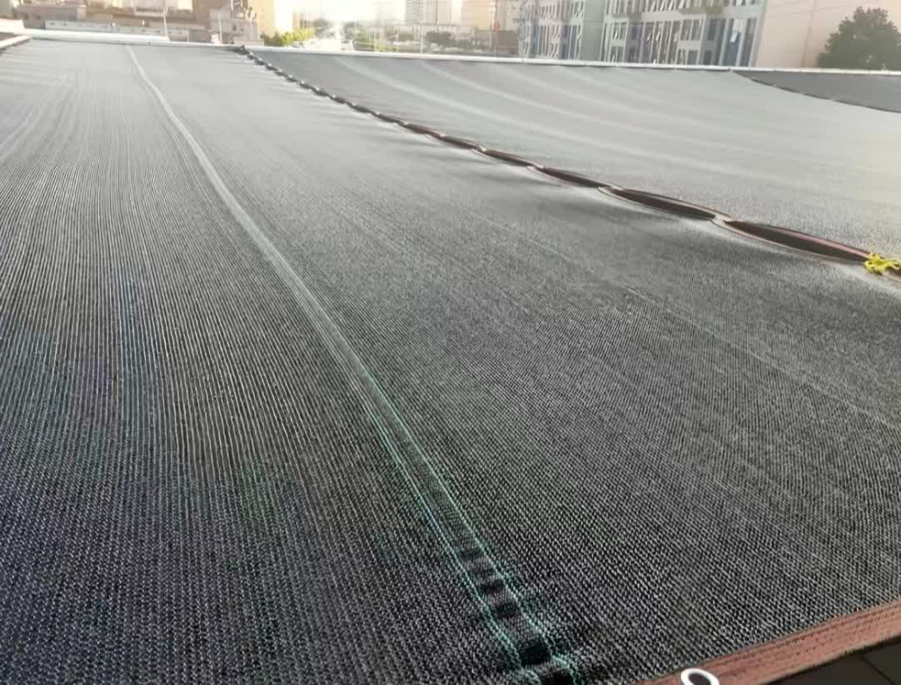 不同规格球场隔离网产品展示