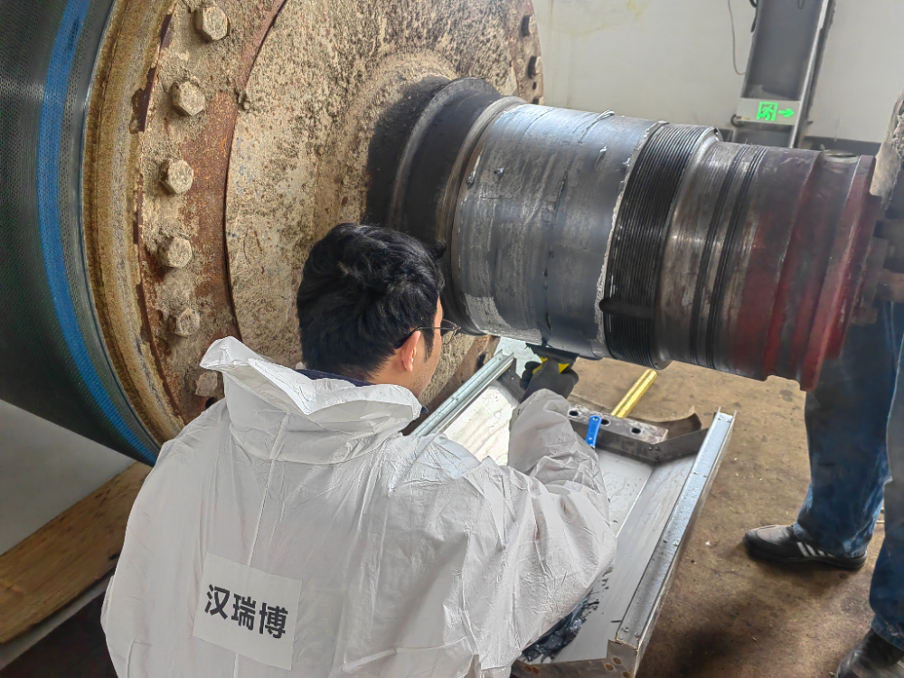 转炉轴磨损修复工艺示意