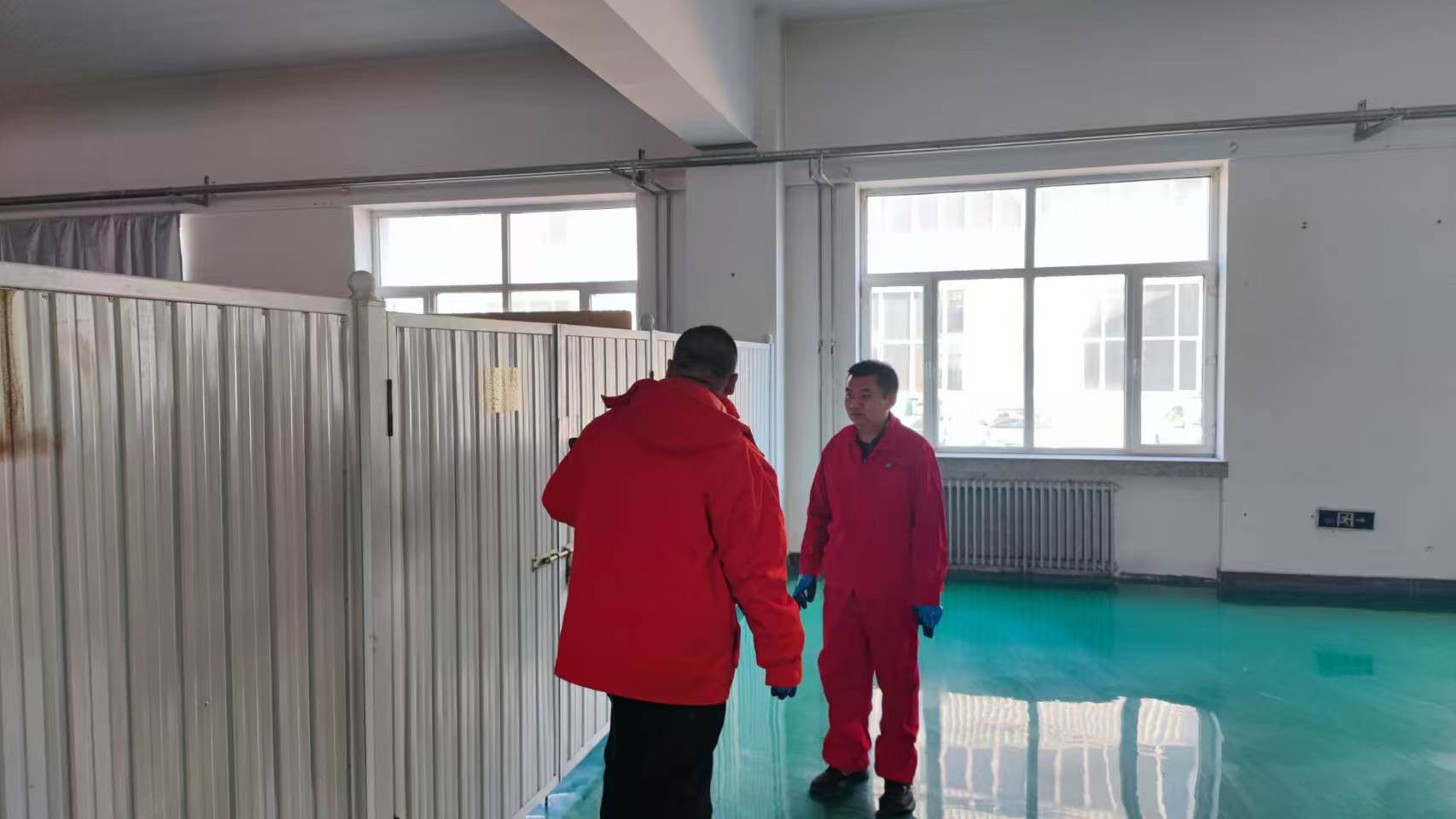 储罐清洗作业示意