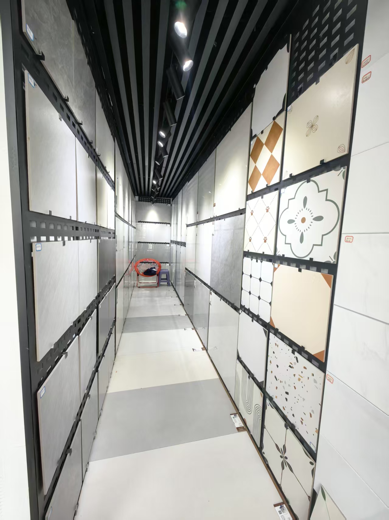墙面翻新施工工艺展示