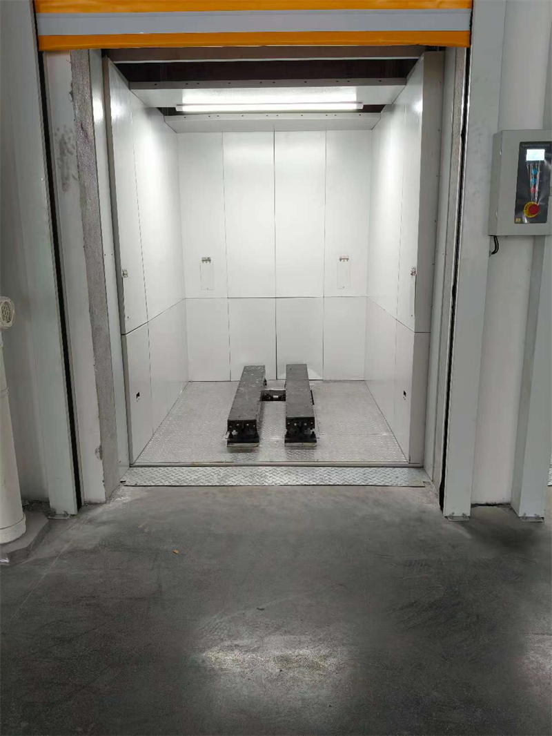 伸缩叉式提升机