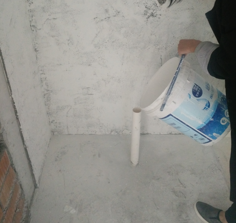 下水管试水 副本.jpg