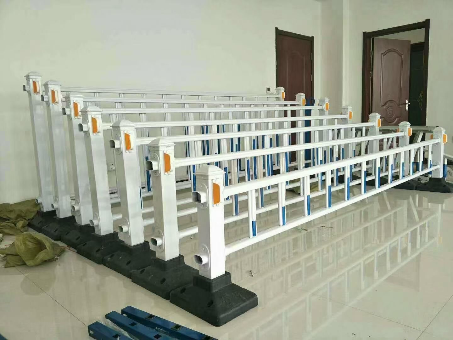 市政护栏 (1).JPG