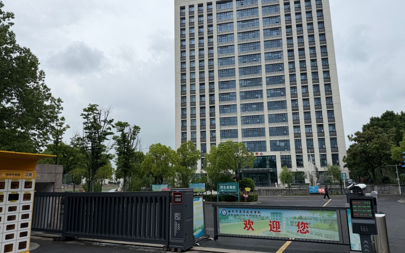 直线门