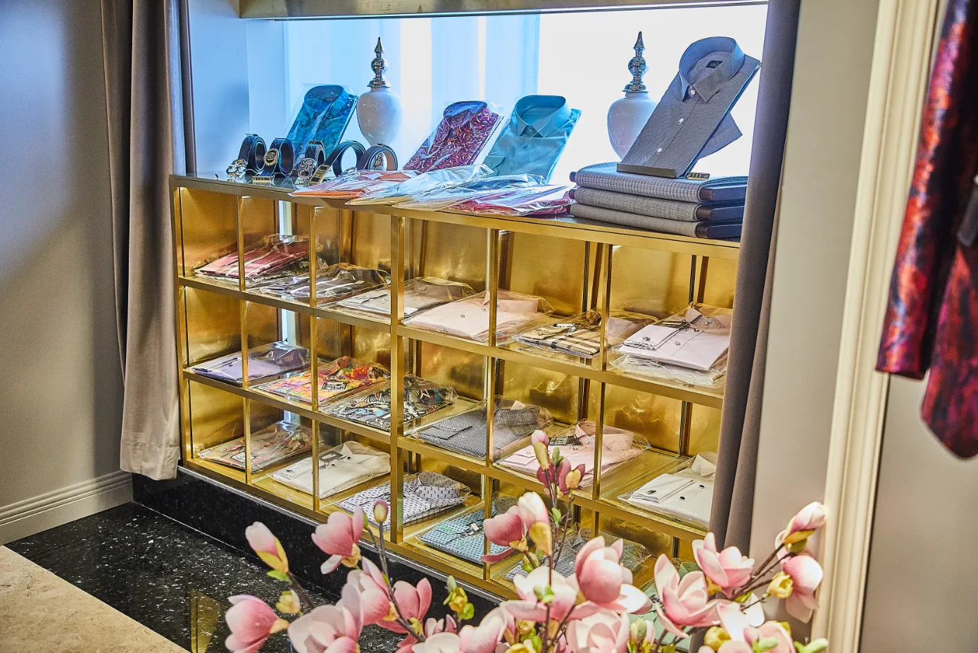 H7门店实景.webp