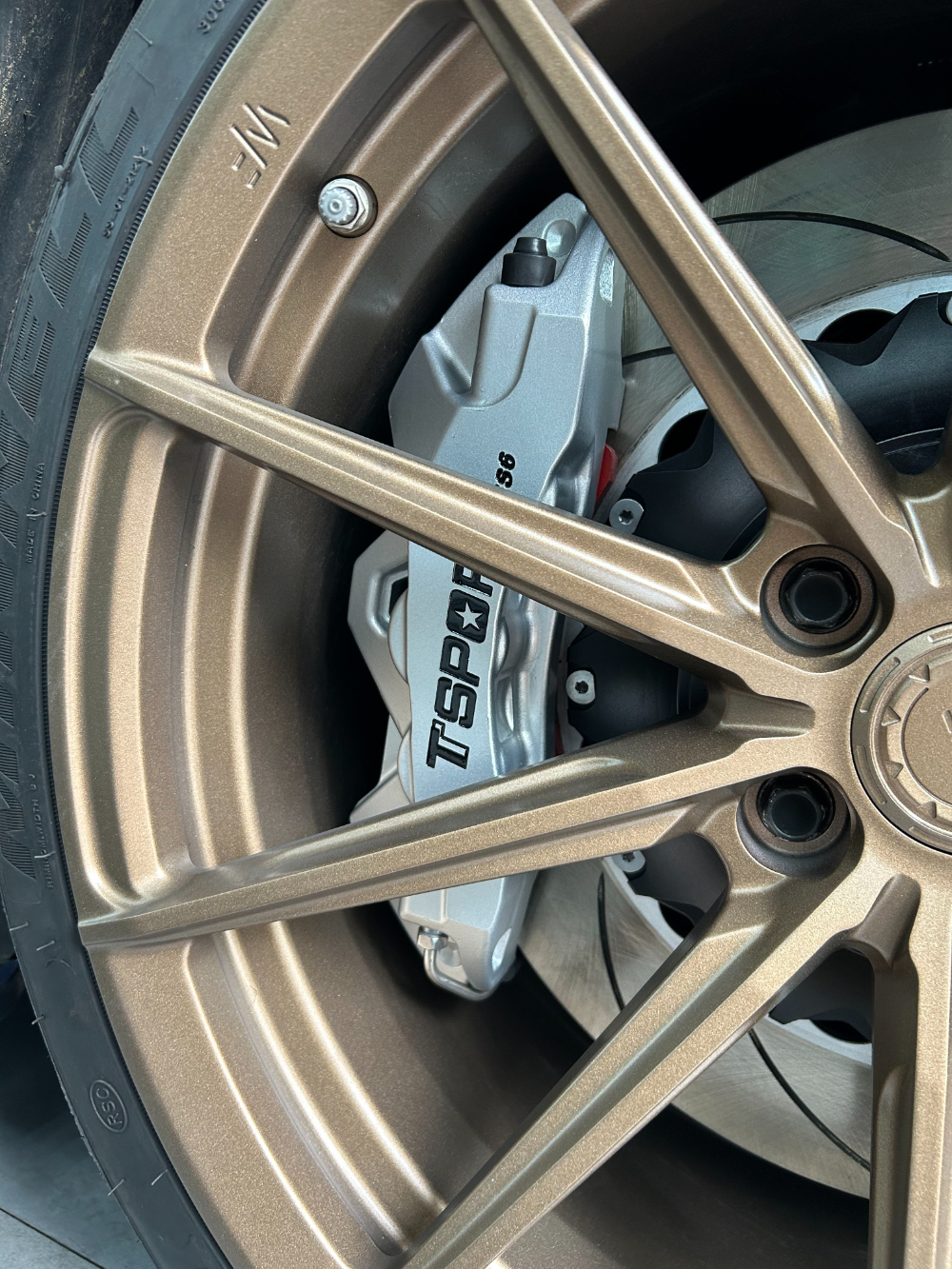 宝马3系TTSPORT刹车 (7).JPG