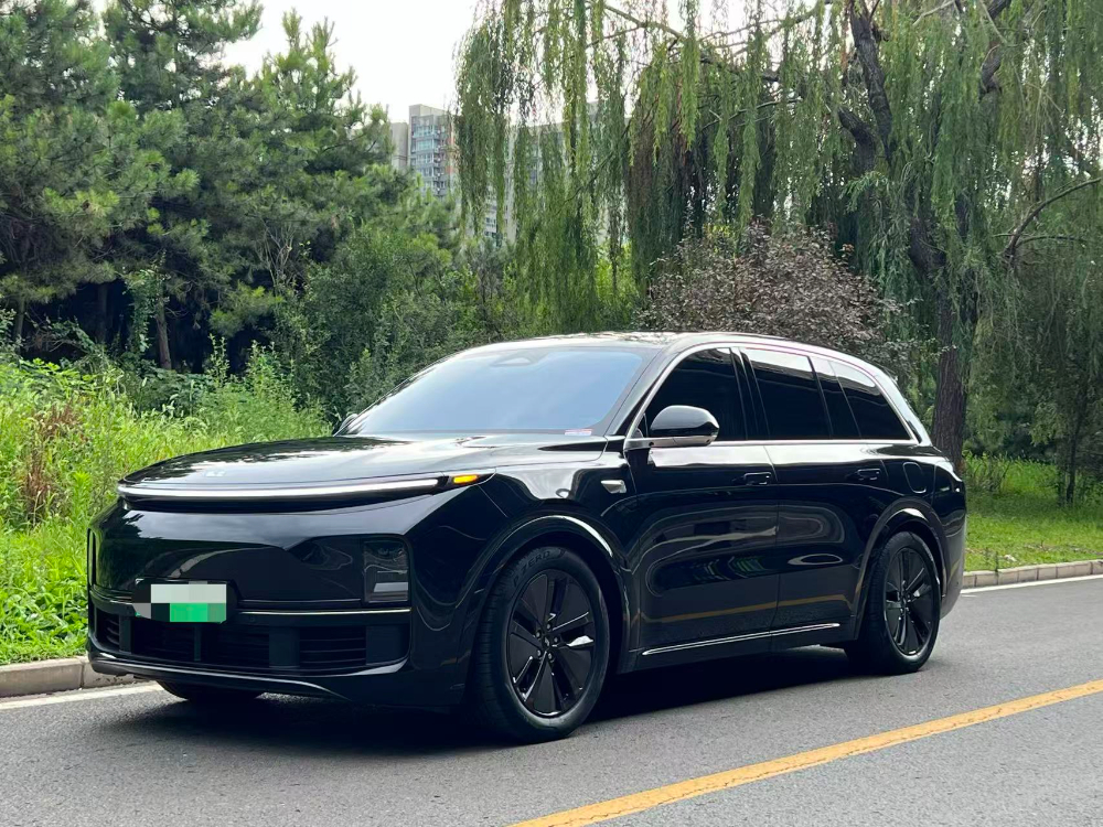 理想L8