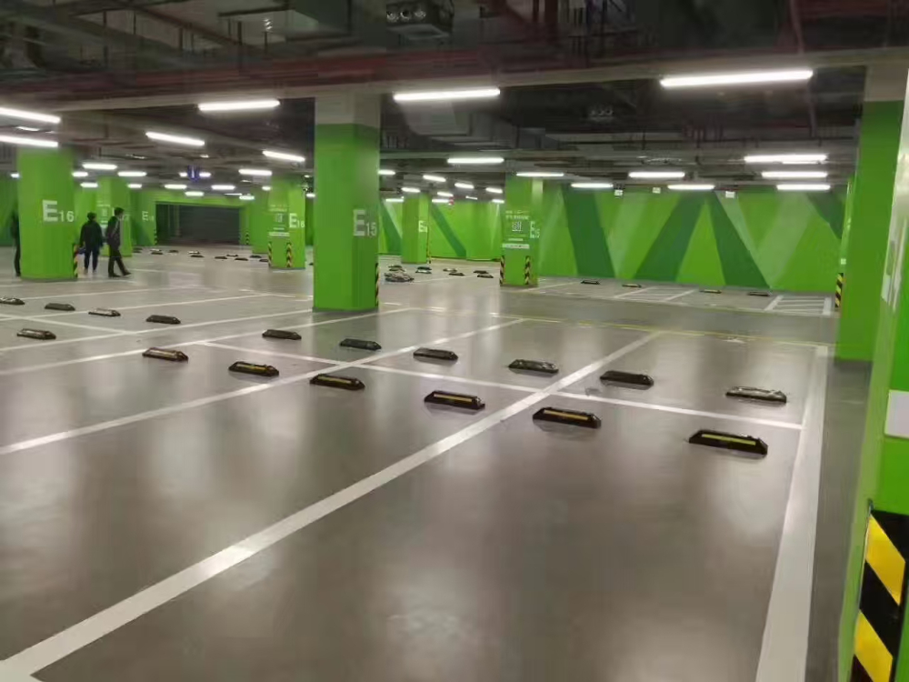 地下车库划线施工