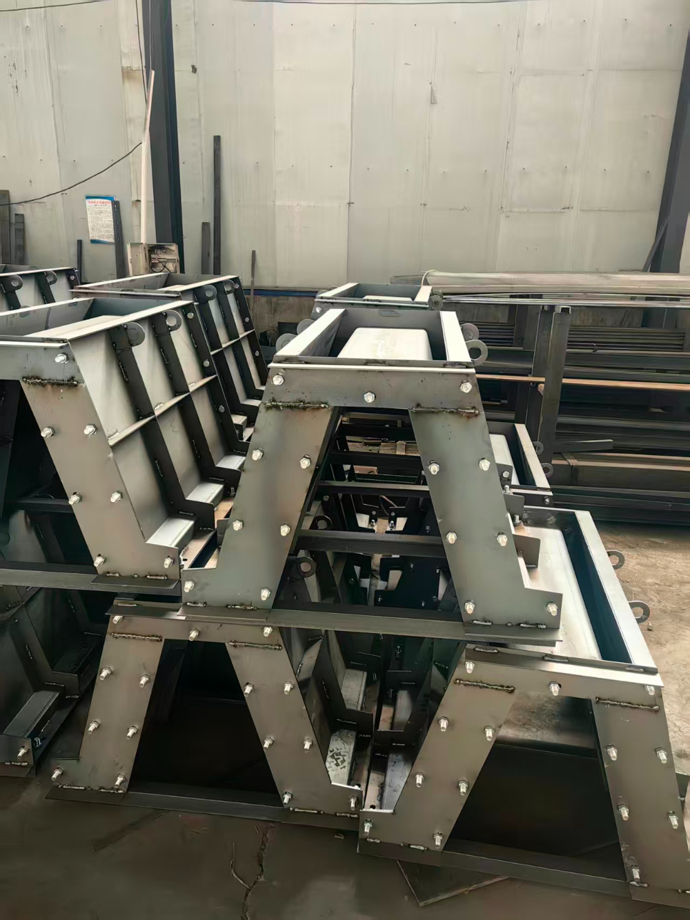 矩形槽模具