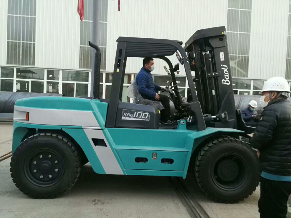 叉车