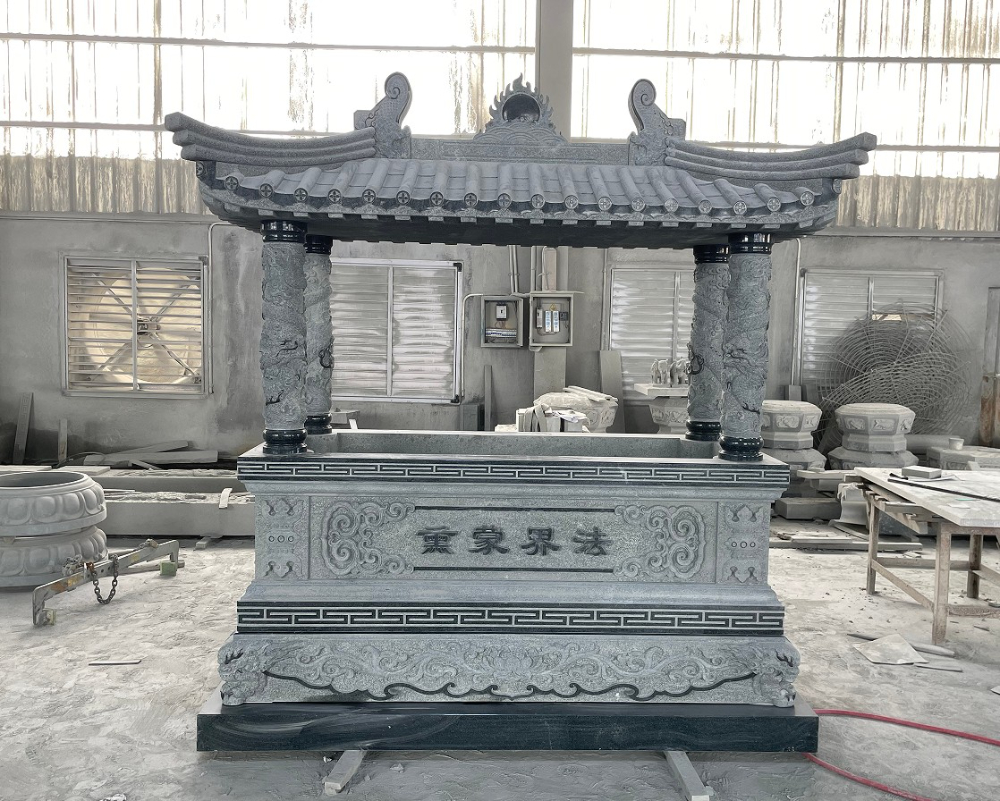 单层亭盖经文石雕香炉.jpg