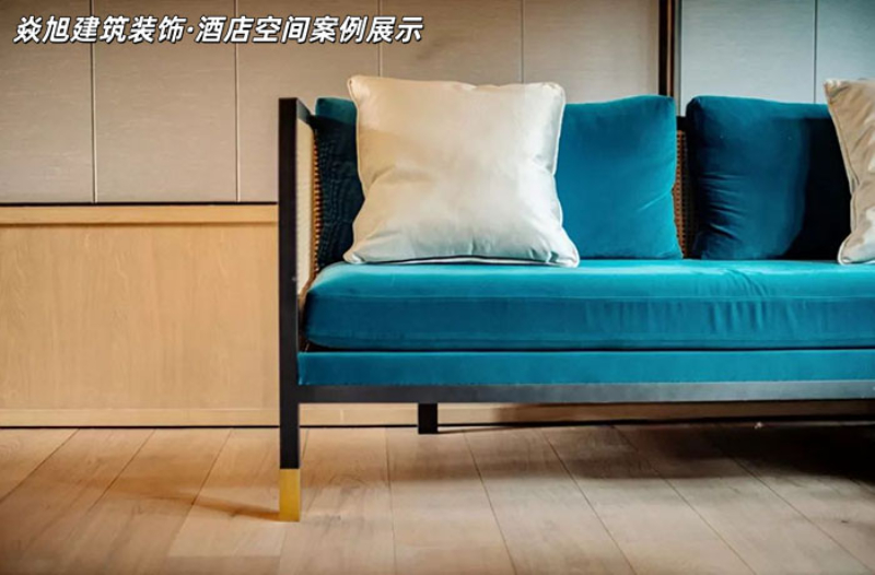 1700633261b594d4.jpg