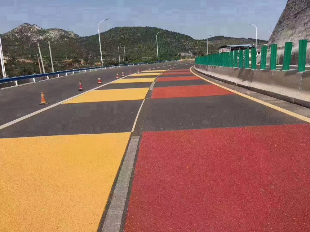 陶瓷颗粒防滑路面