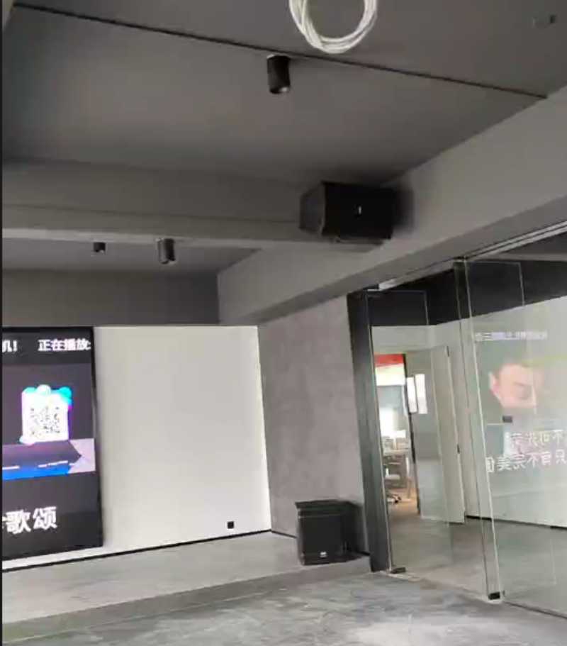 某小型宴会厅背景音乐及K歌