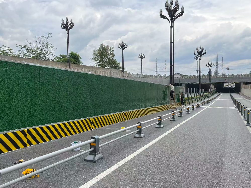 道路围栏