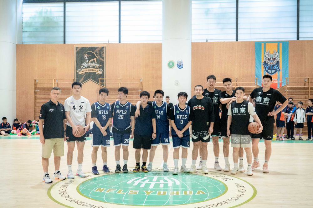 CBA球队来我校交流.jpg