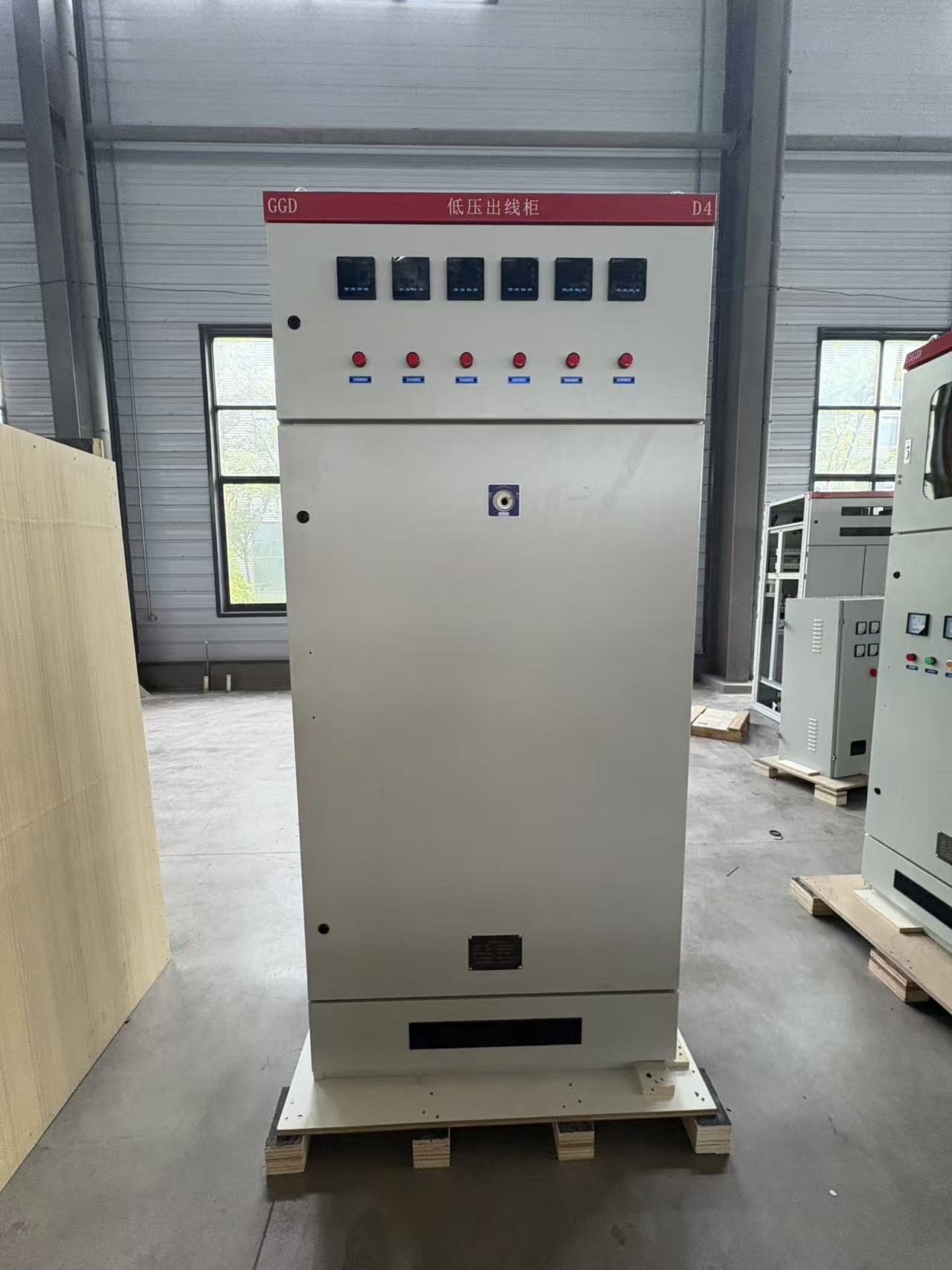 高低压成套设备生产车间