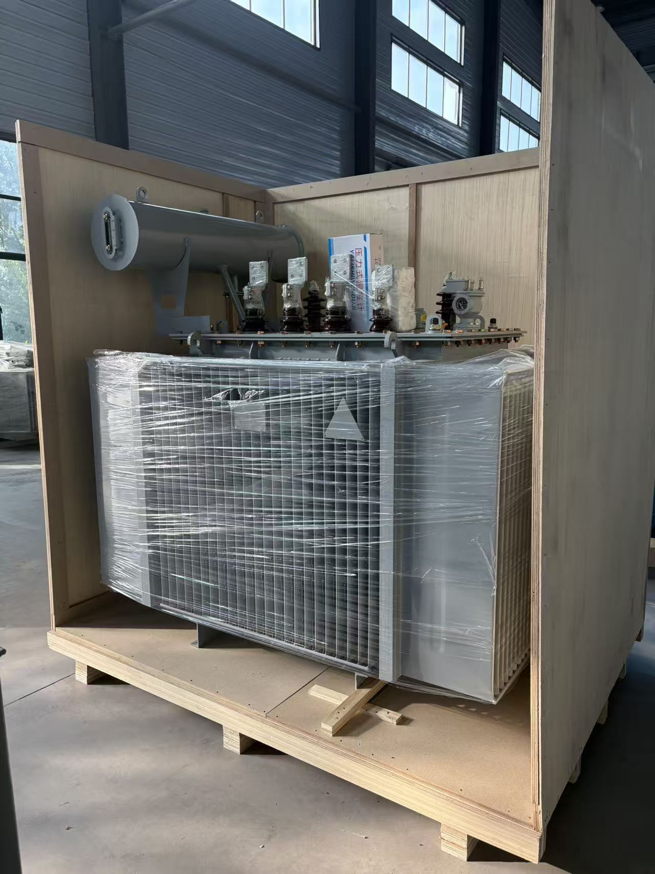 油浸式变压器生产车间